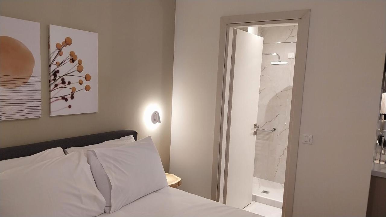 Uni Island - City Heart Suites 伊拉克利翁 外观 照片