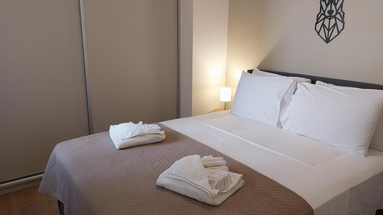 Uni Island - City Heart Suites 伊拉克利翁 外观 照片