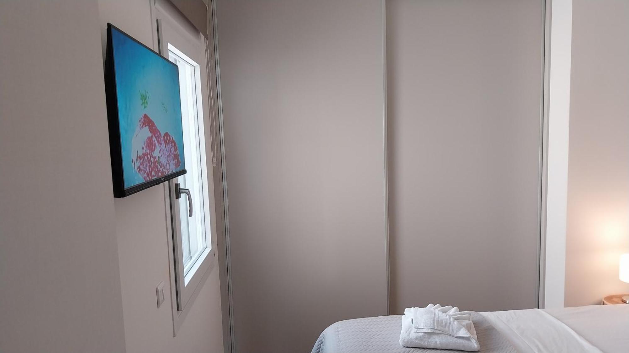 Uni Island - City Heart Suites 伊拉克利翁 外观 照片